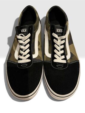 NWOT- Men’s- Vans- Sz 10.5- Ward Camouflage Sneaker RARE!!!